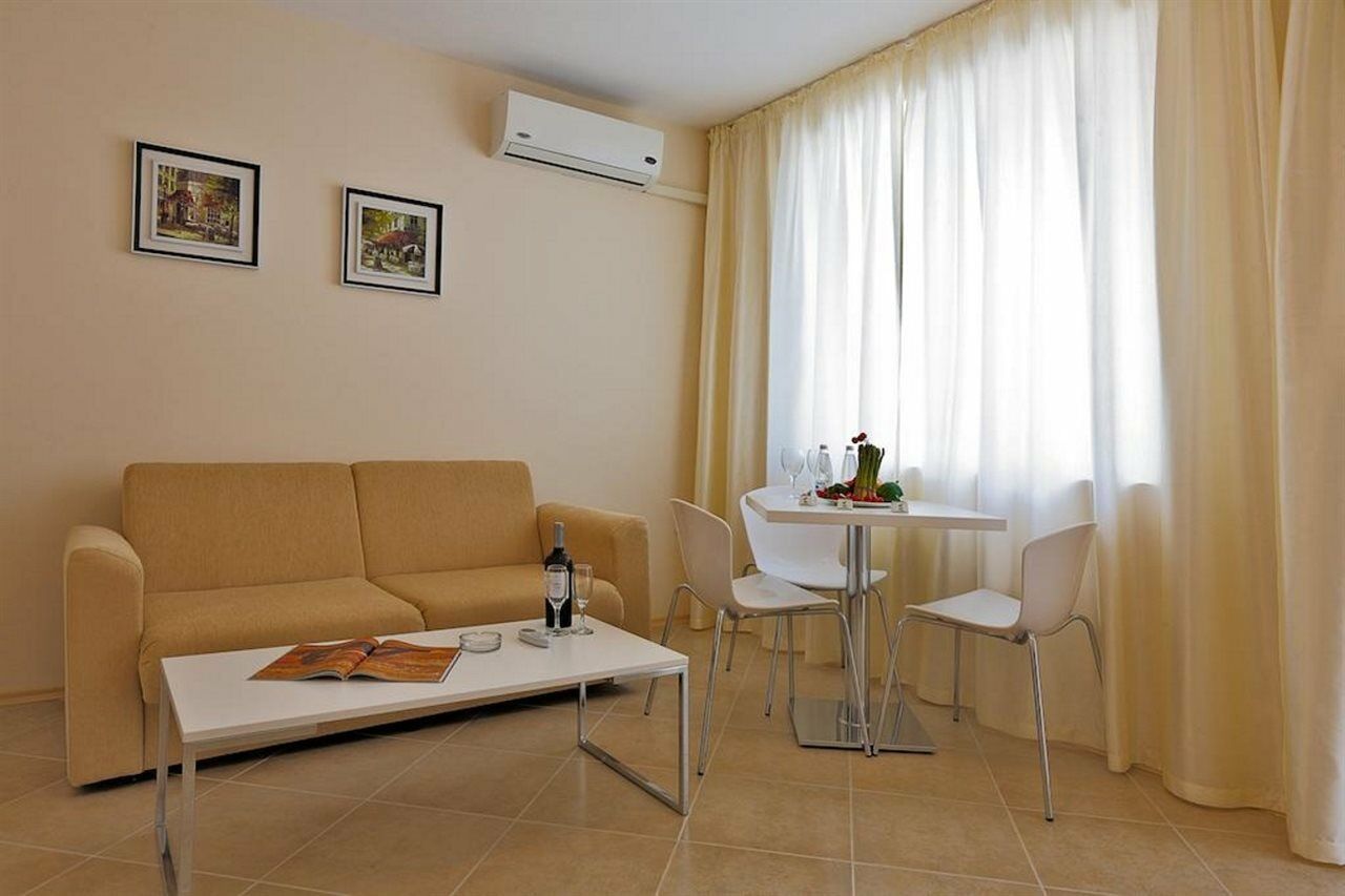 Emberli Aparthotel Lozenets Extérieur photo